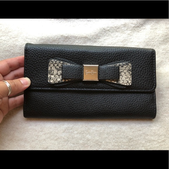 💕Jessica Simpson Large Bow Wallet 💕 - Picture 12 of 15